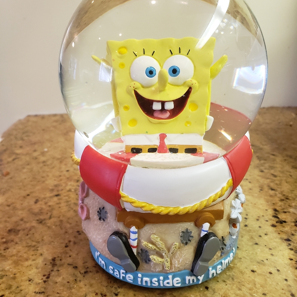 Sponge Bob Snow Globe